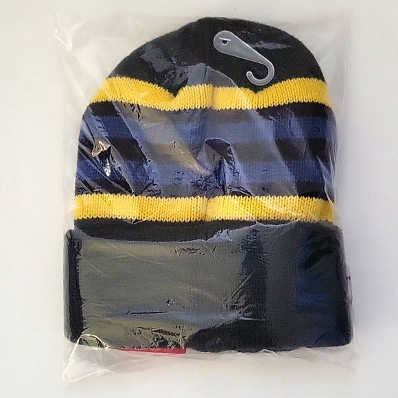 Men's Multi-Stripe Beanie - Picture 1 of 6